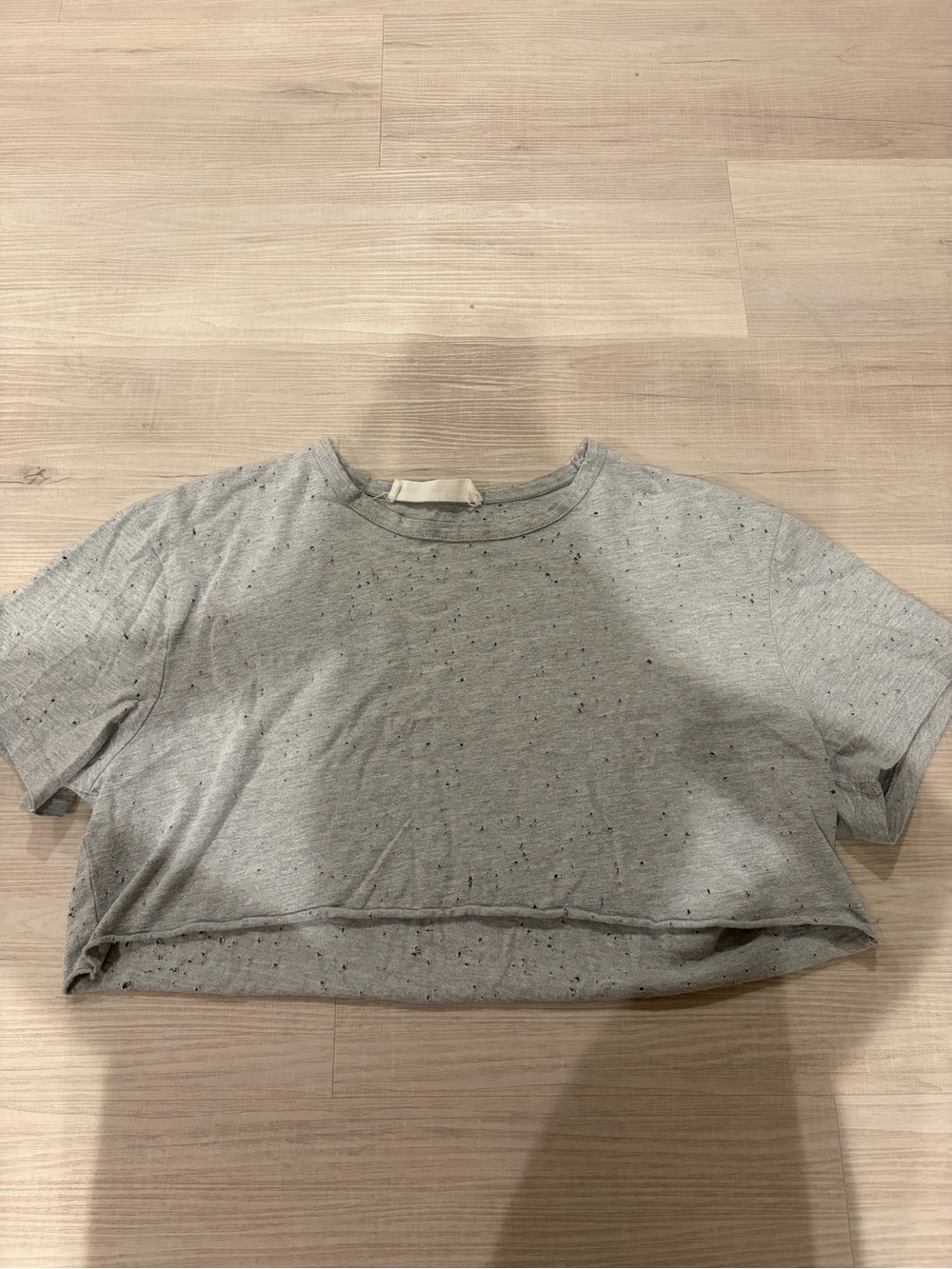 LF women’s distressed crop tee